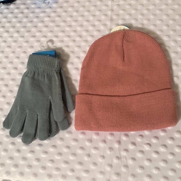 NWT! Light Pink Foldable Beanie with gray gloves. One size-Adult. - Picture 2 of 3